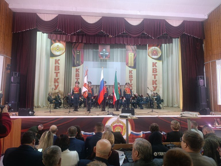 Торжественный концерт посвящённый 107 годовщины танкового училища